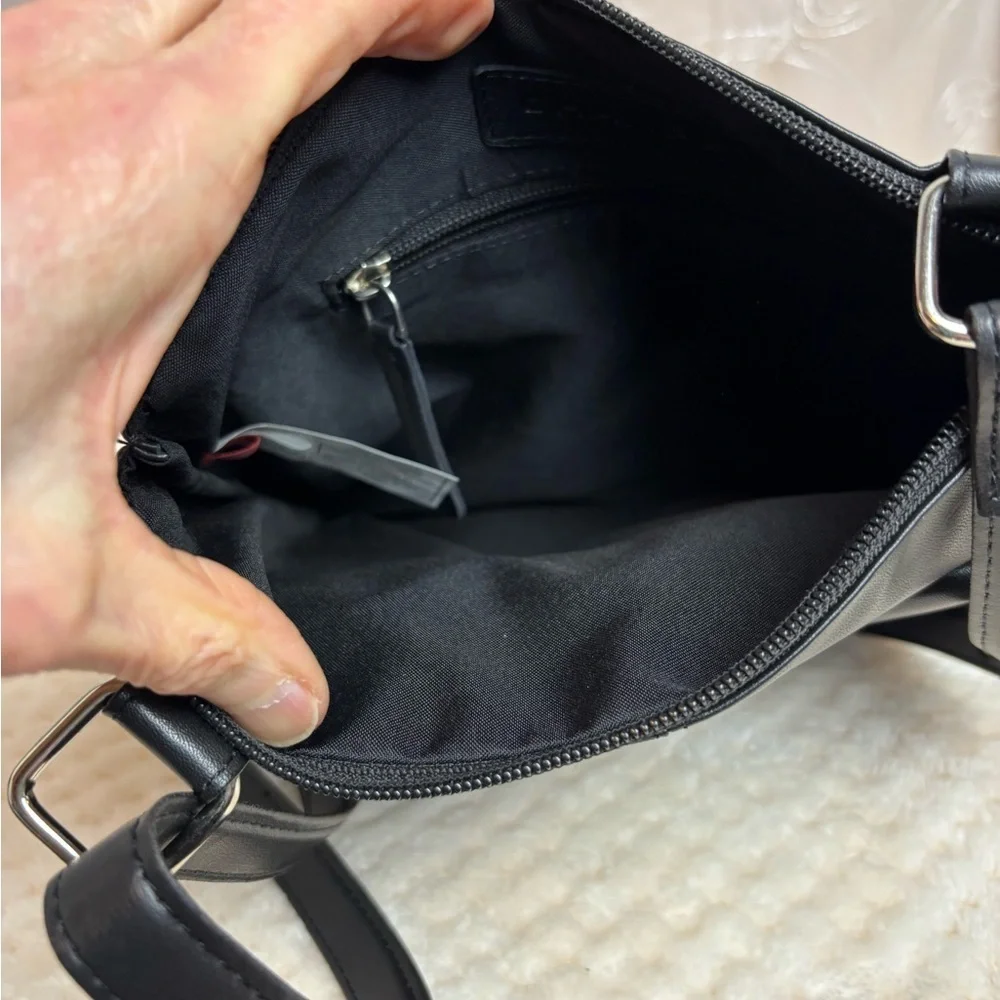 Champs Black Smooth Leather RFID Messenger Crossbody Bag